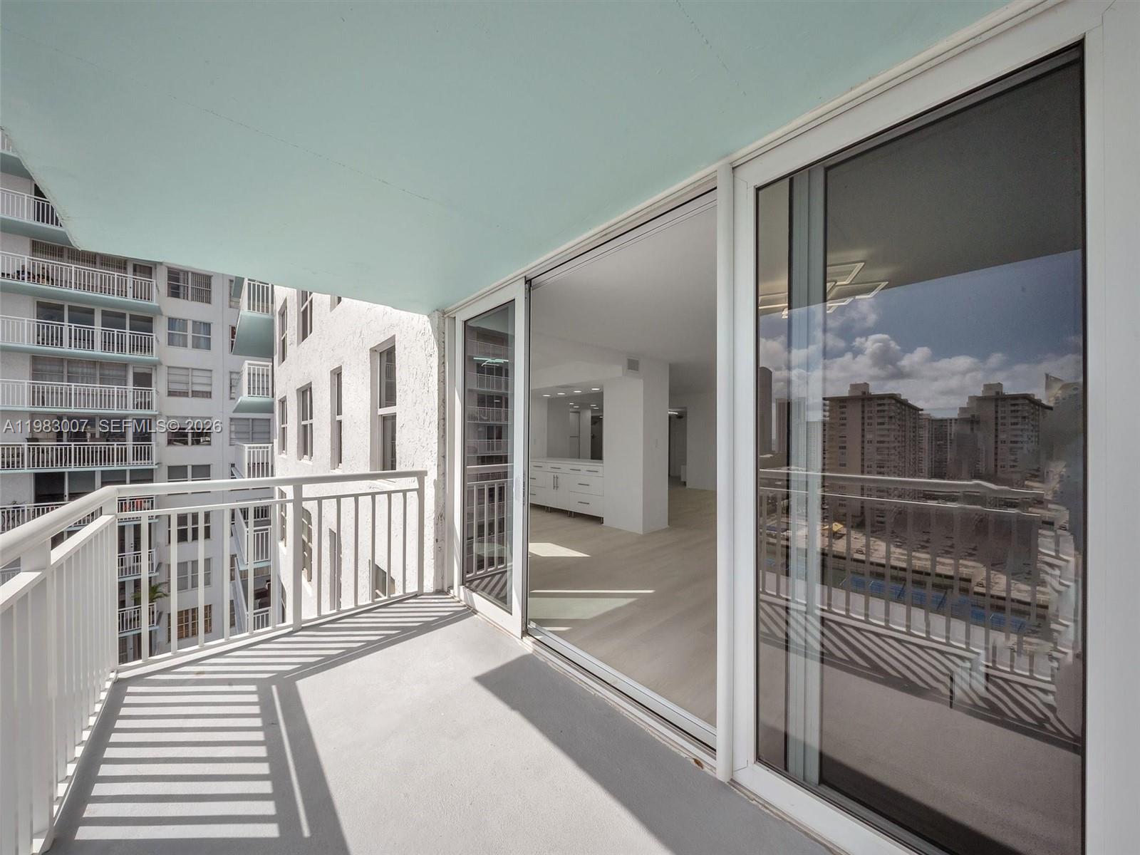 See details 1818 2 / 2 1856 sq. ft. $ 2026-03-14 0 Photo