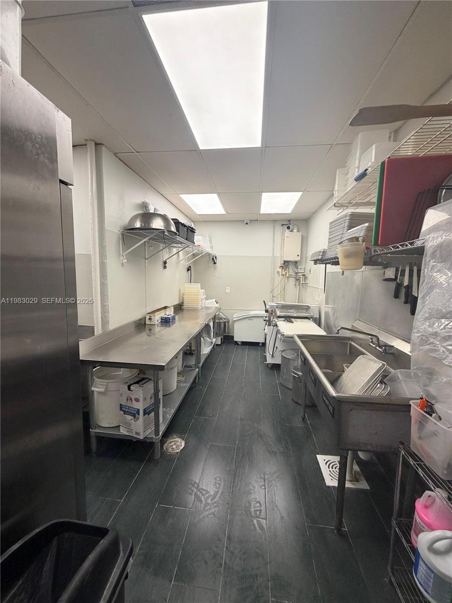   /   кв.футов $ 2026-03-14 0 Фото