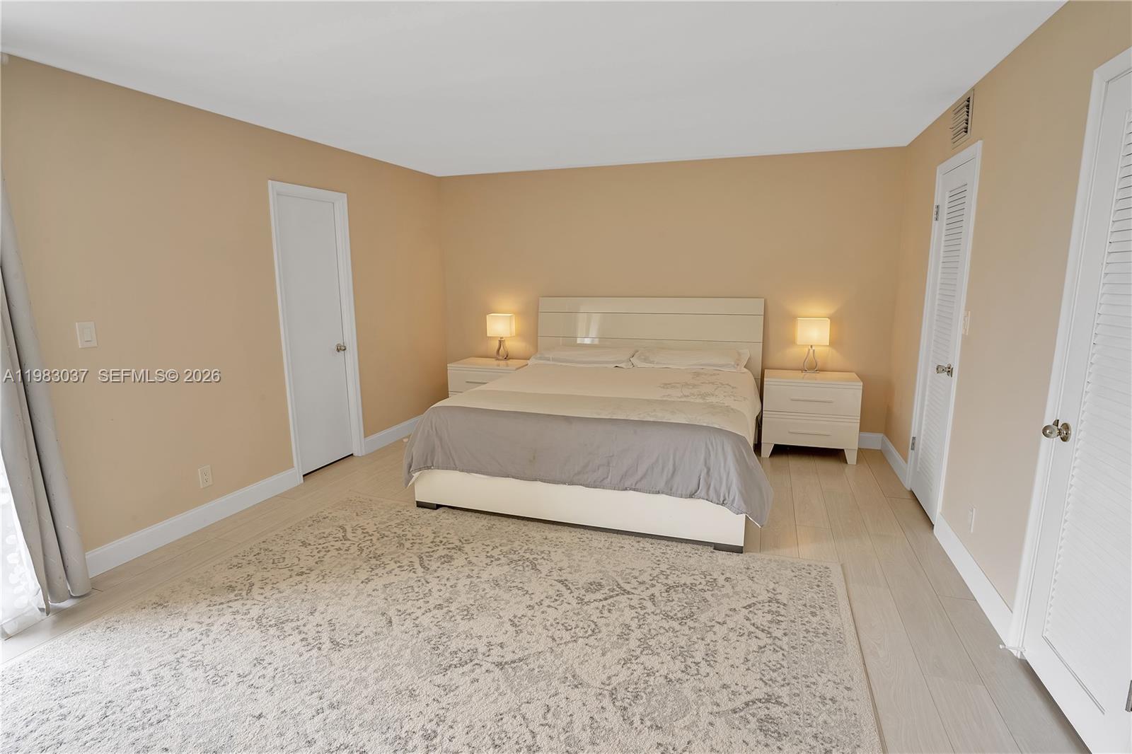 Photo of 2421 10th St (2421), Hallandale Beach, Florida, 33009 -