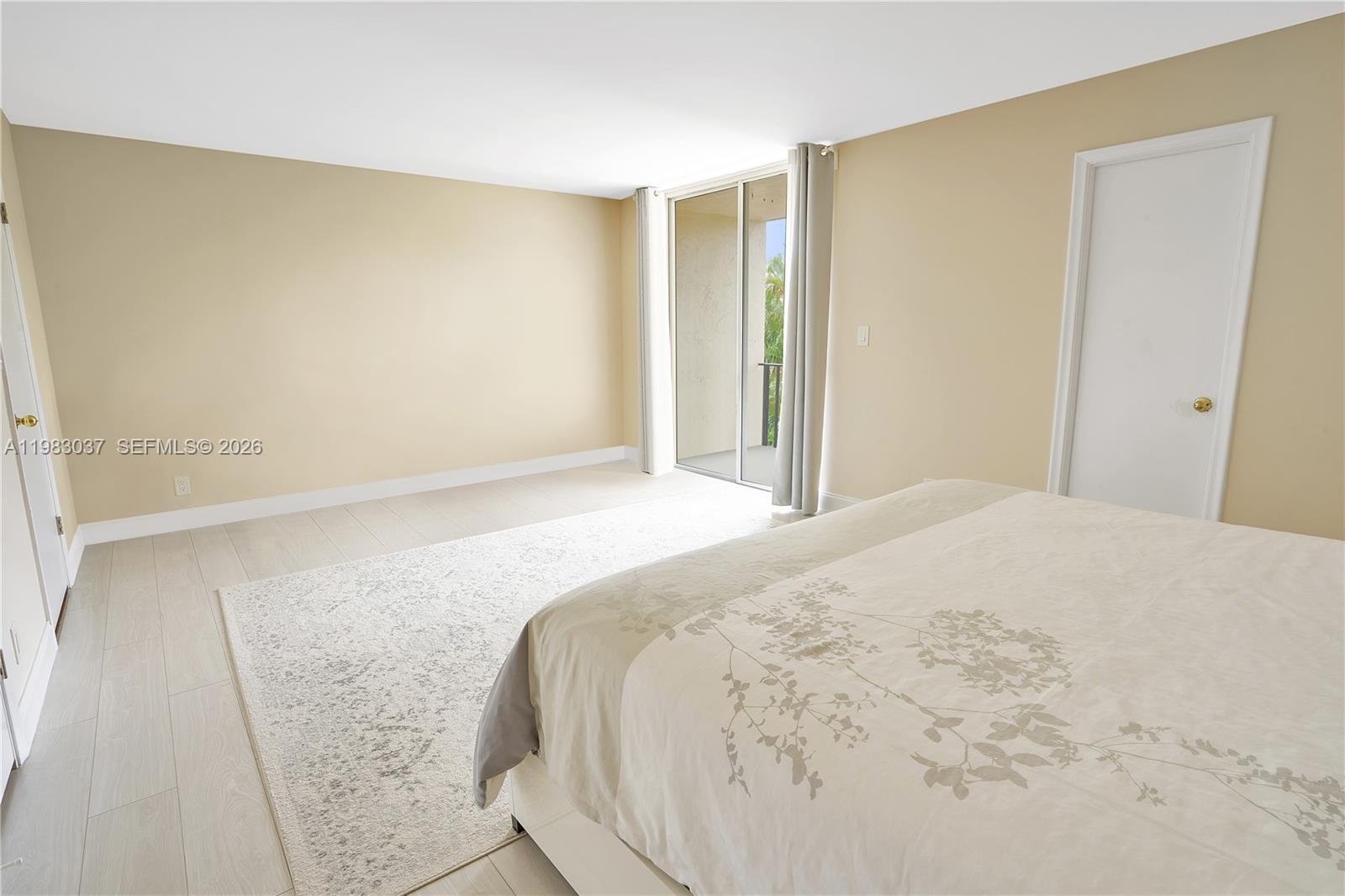 Photo of 2421 10th St (2421), Hallandale Beach, Florida, 33009 -