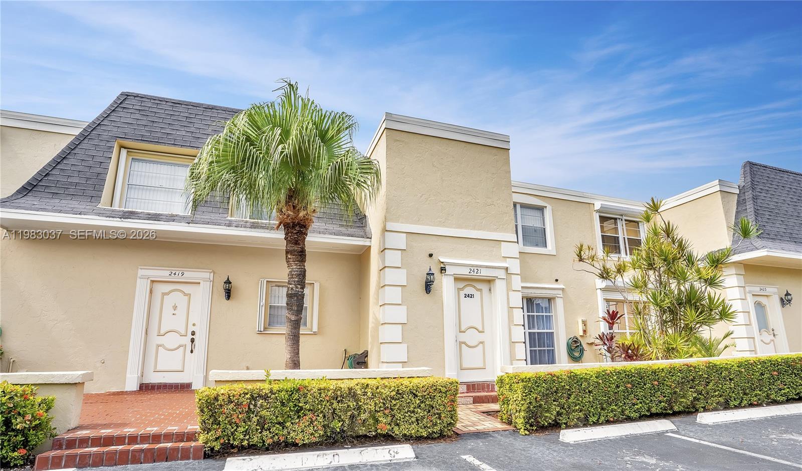 Photo of 2421 10th St (2421), Hallandale Beach, Florida, 33009 -