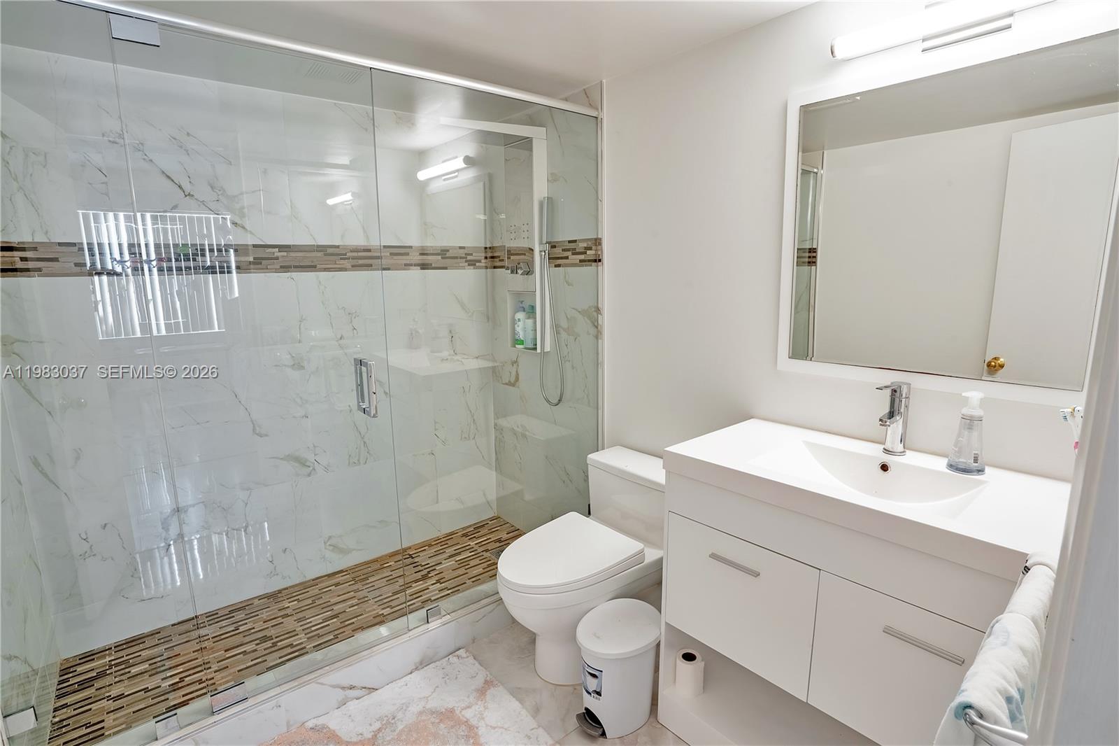 Photo of 2421 10th St (2421), Hallandale Beach, Florida, 33009 -