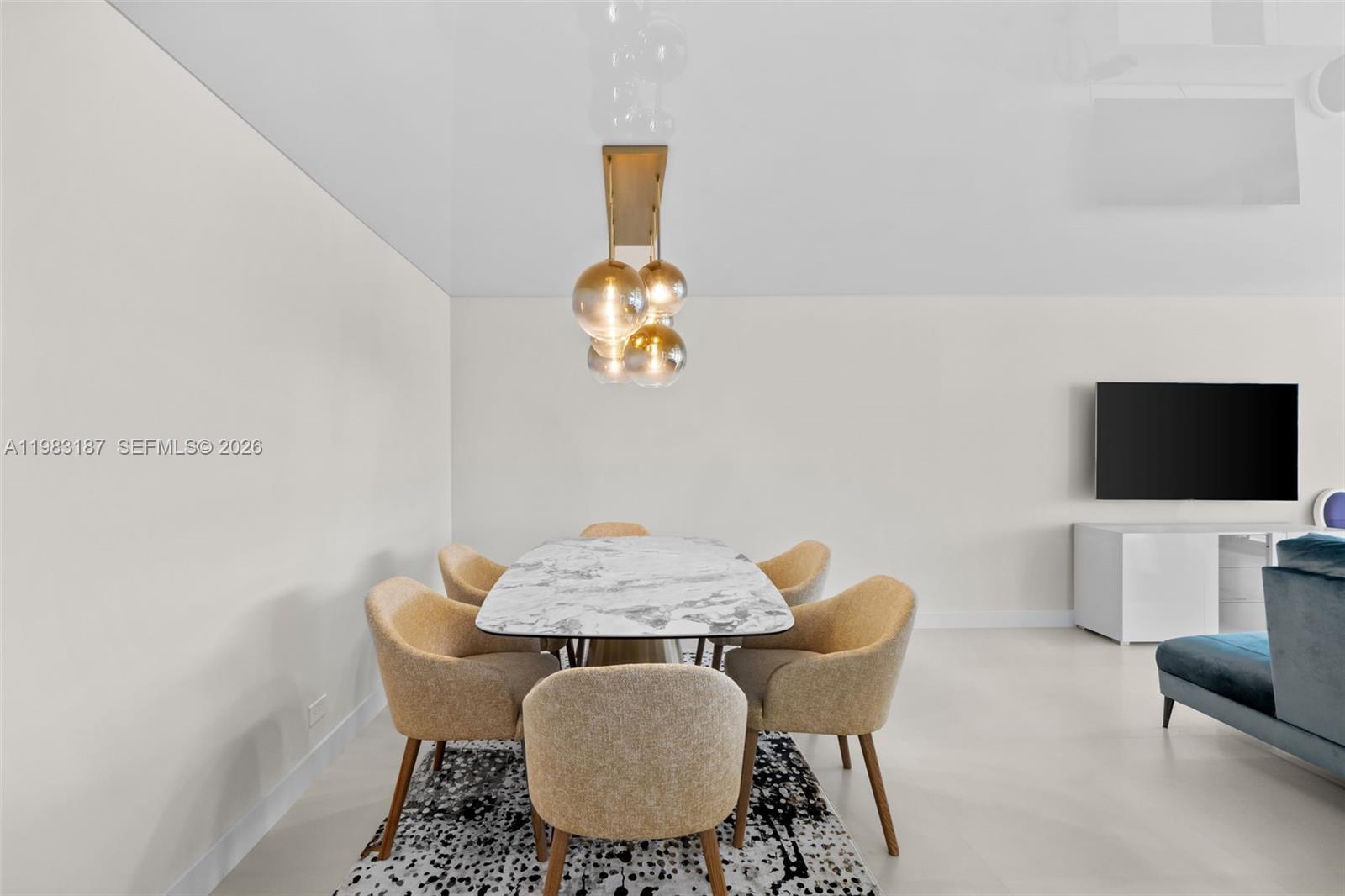 2202 2 / 2 1276 sq. ft. $ 2026-03-15 0 foto