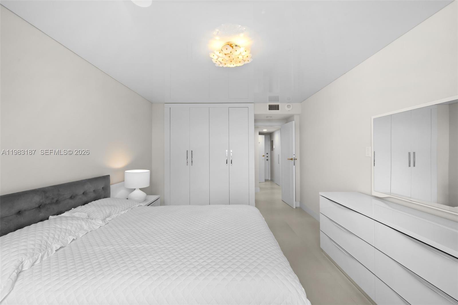 2202 2 / 2 1276 sq. ft. $ 2026-03-15 0 foto