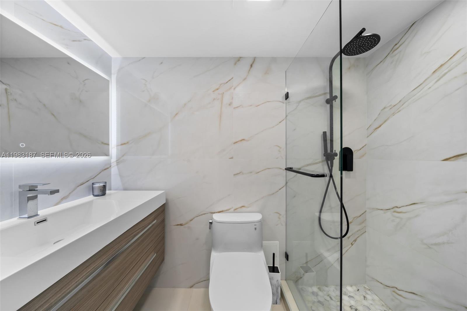 2202 2 / 2 1276 sq. ft. $ 2026-03-15 0 foto