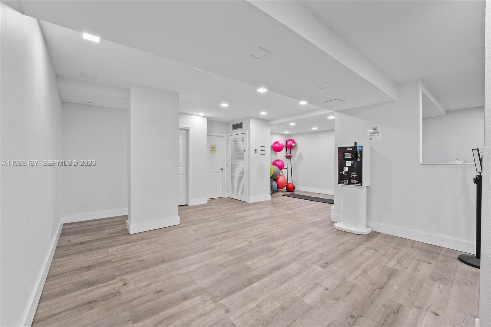 2202 2 / 2 1276 sq. ft. $ 2026-03-15 0 foto