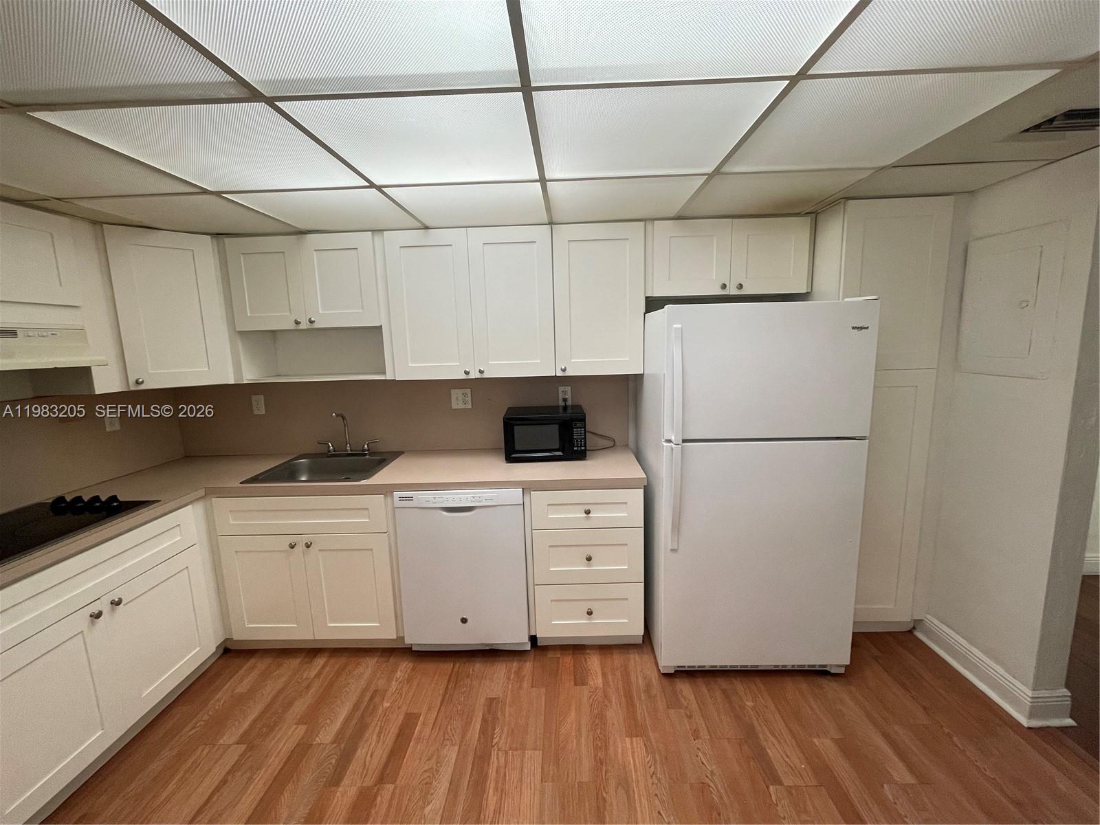 Photo of 19390 Collins Ave #122, Sunny Isles Beach, Florida, 33160 -