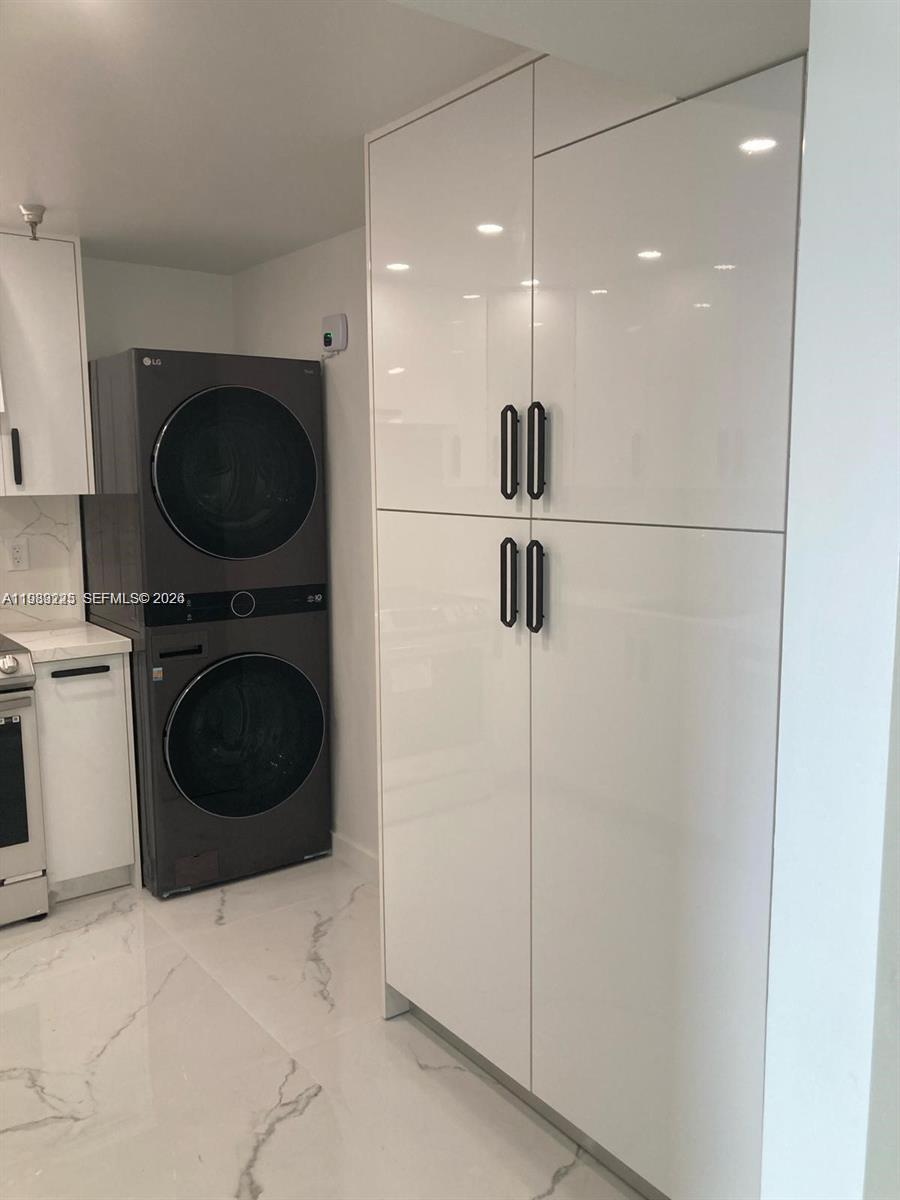 1206 2 / 2 1008 sq. ft. $ 2026-03-15 0 Photo