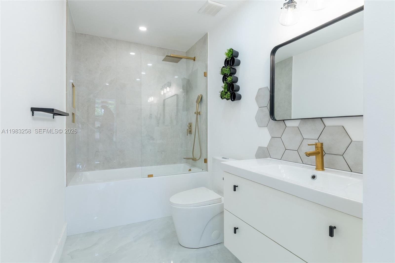 Photo of 21204 Harbor Way  (21204), Aventura, Florida, 33180 - 