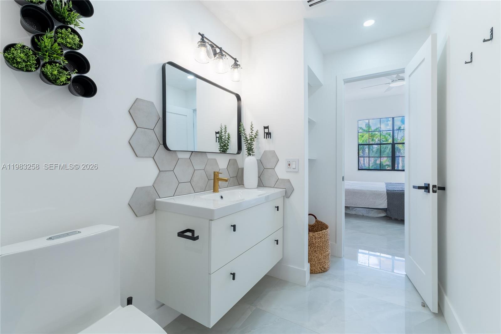 Photo of 21204 Harbor Way  (21204), Aventura, Florida, 33180 - 