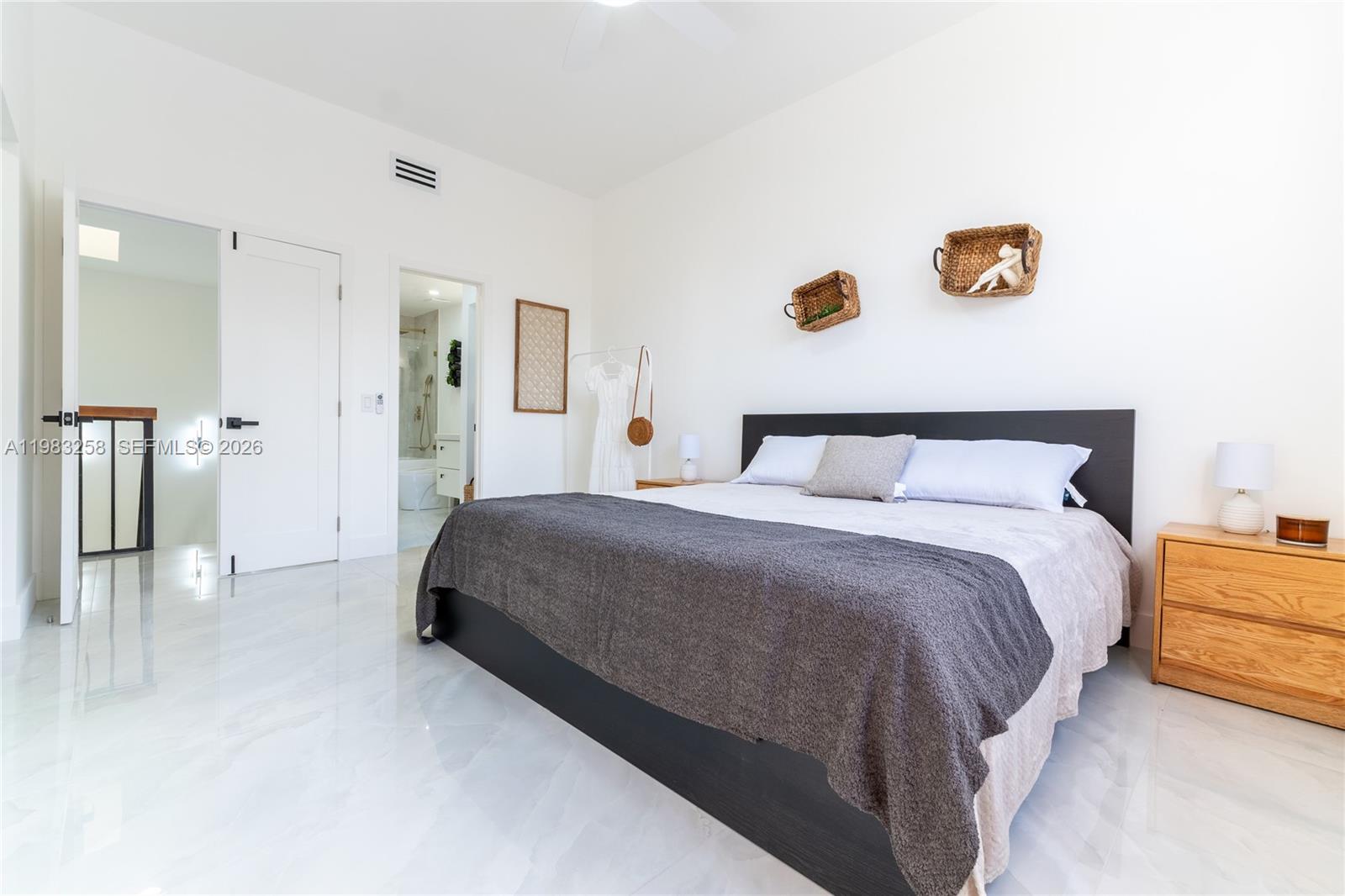 Photo of 21204 Harbor Way  (21204), Aventura, Florida, 33180 - 