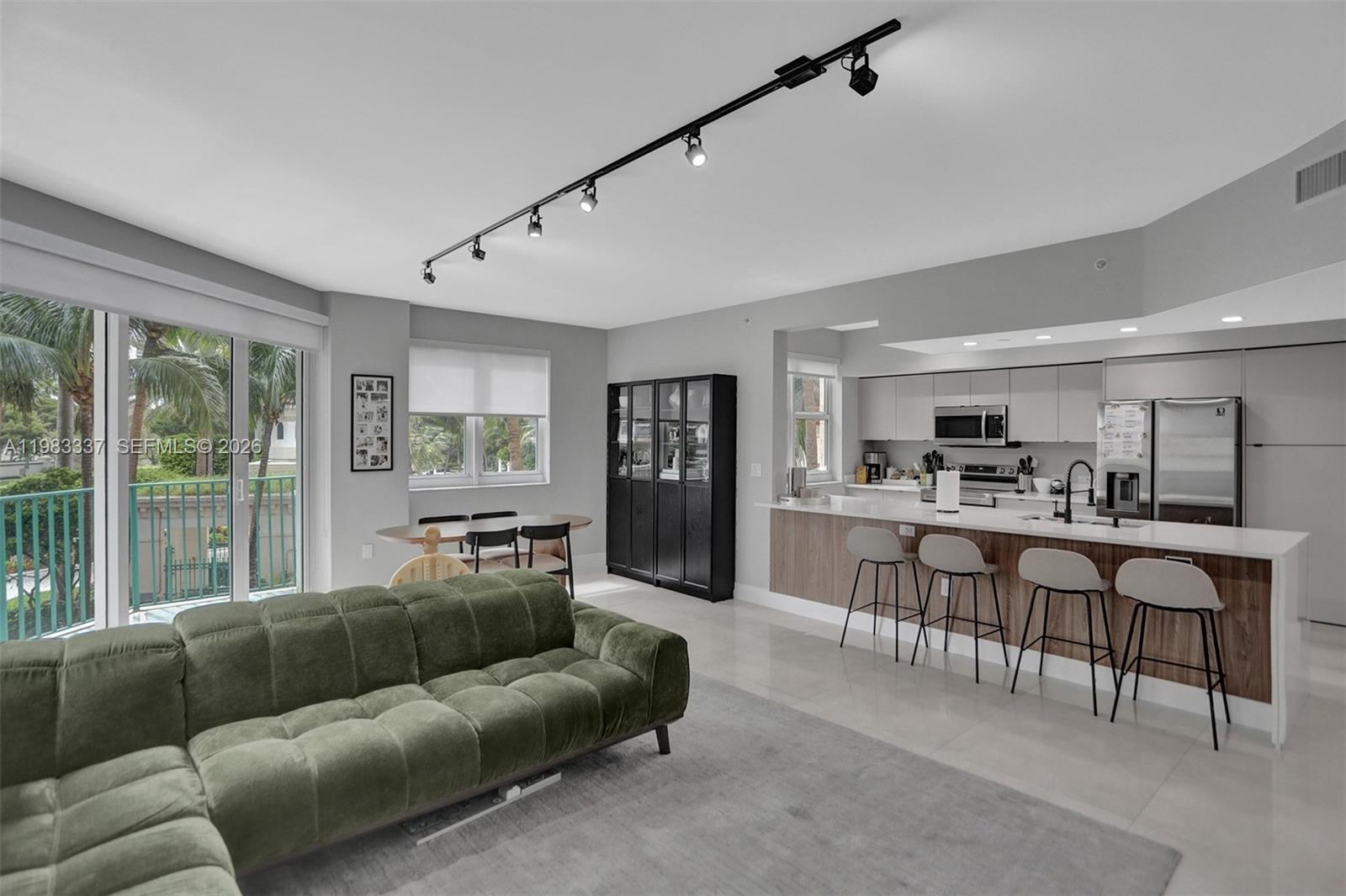 Photo of 20000 Country Club Dr  #211, Aventura, Florida, 33180 - 