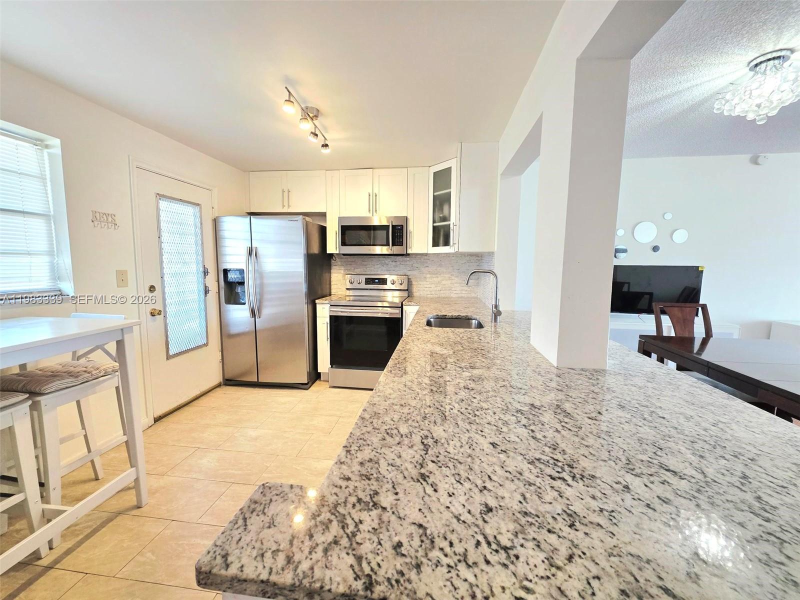 Photo of 319 14th Ave  #702, Hallandale Beach, Florida, 33009 - 