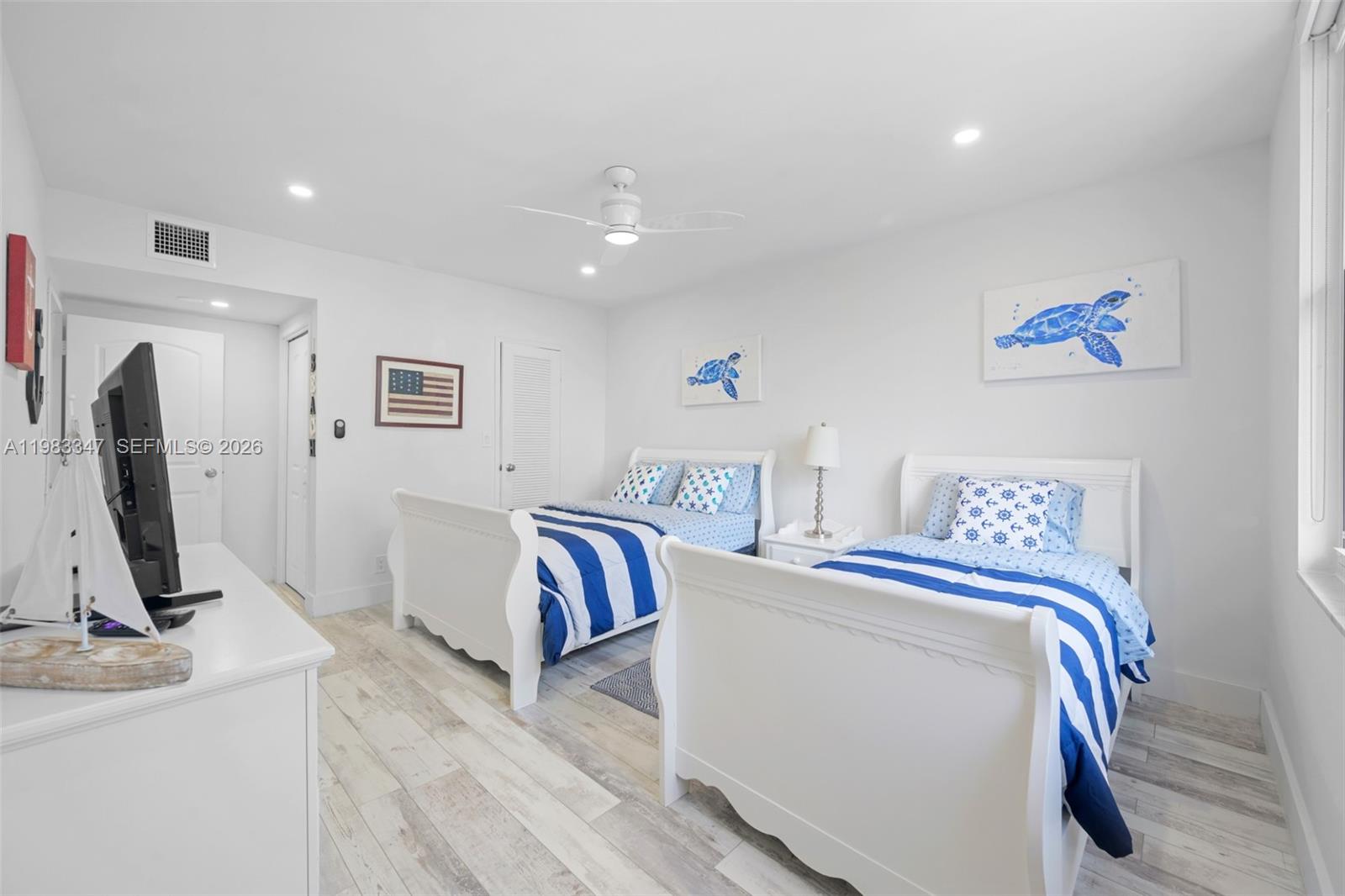 Photo of 3725 Ocean Dr  #924, Hollywood, Florida, 33019 - 