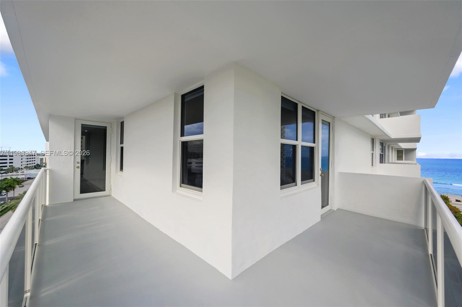 Photo of 3725 Ocean Dr  #924, Hollywood, Florida, 33019 - 