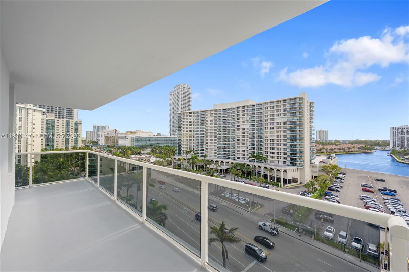 Photo of 3725 Ocean Dr  #924, Hollywood, Florida, 33019 - 