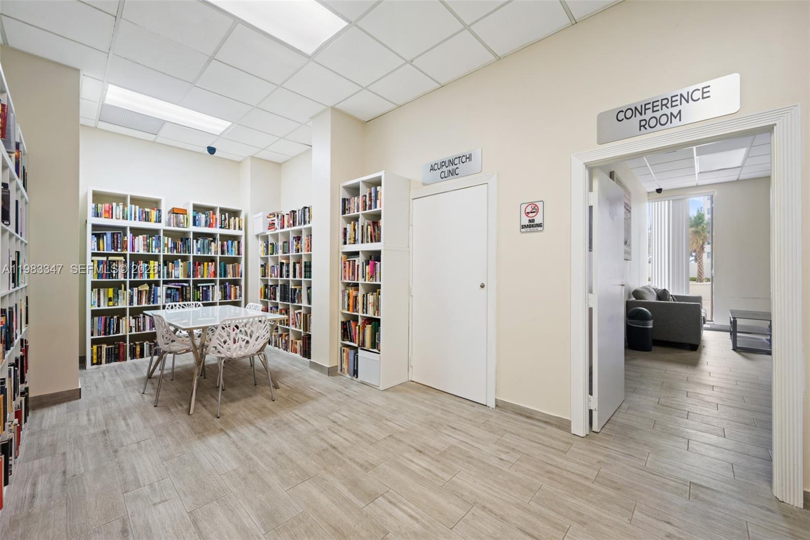 Photo of 3725 Ocean Dr  #924, Hollywood, Florida, 33019 - 