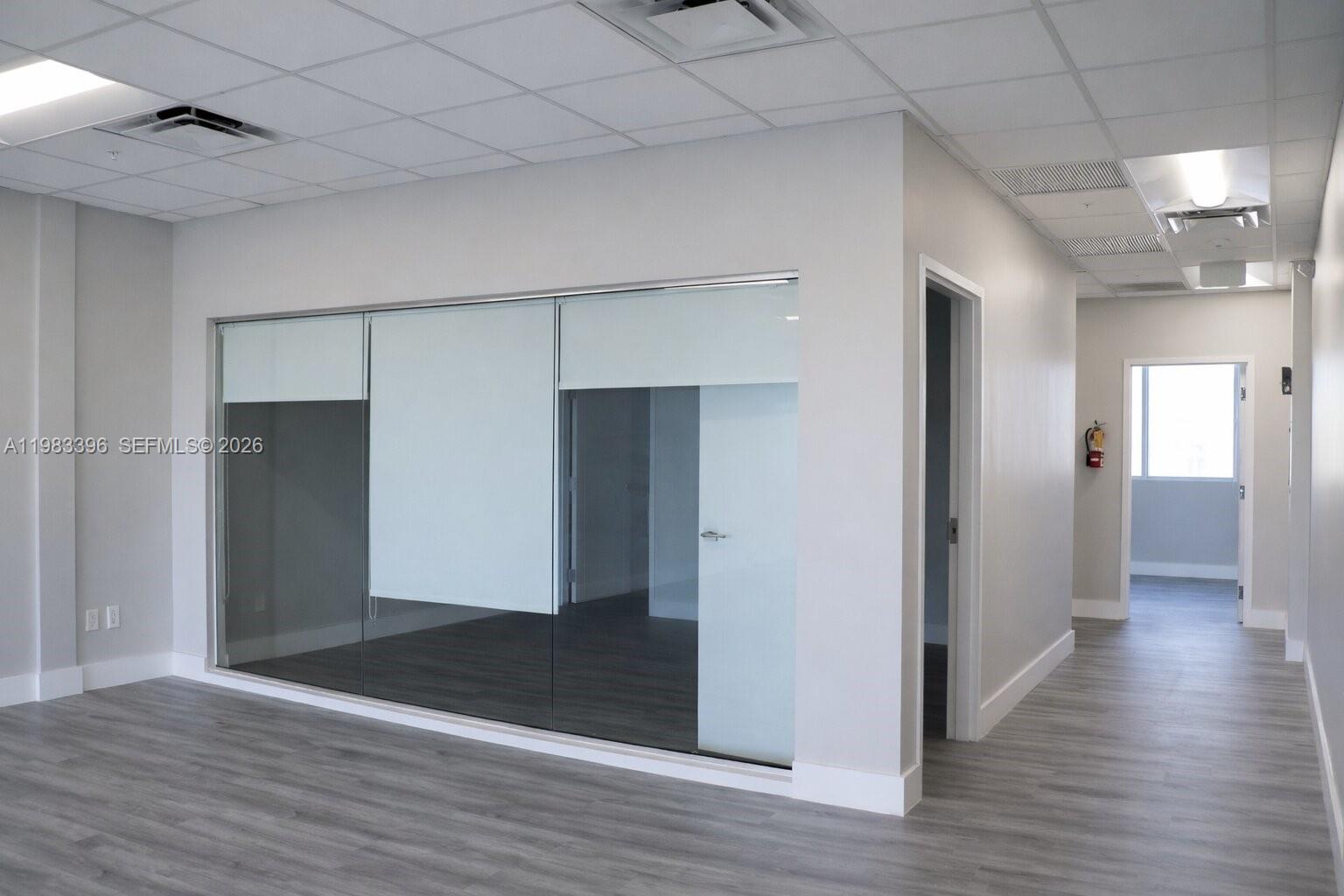 203  /   sq. ft. $ 2026-03-16 0 foto