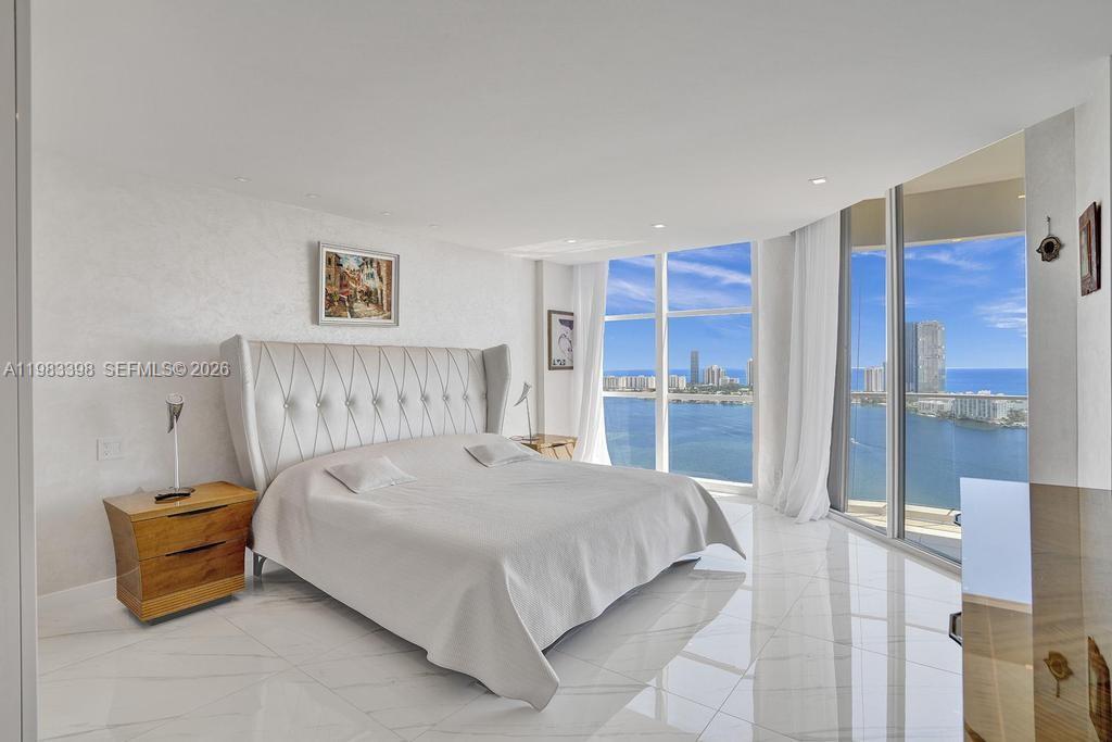 3005 2 / 3 2154 кв.футов $ 2026-03-16 0 Фото