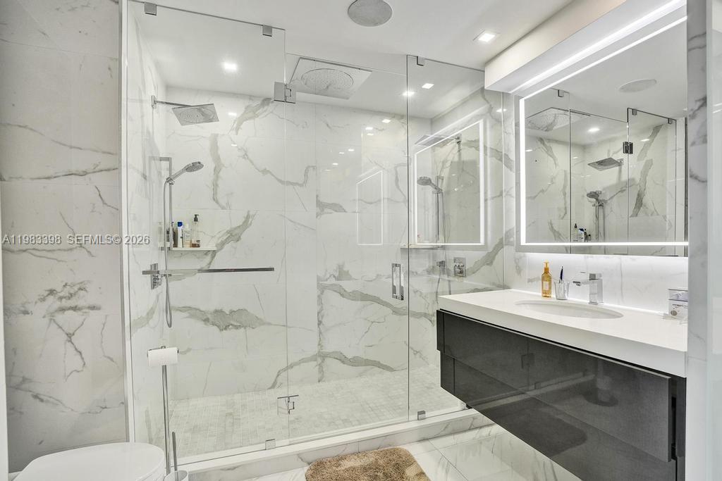 3005 2 / 3 2154 кв.футов $ 2026-03-16 0 Фото