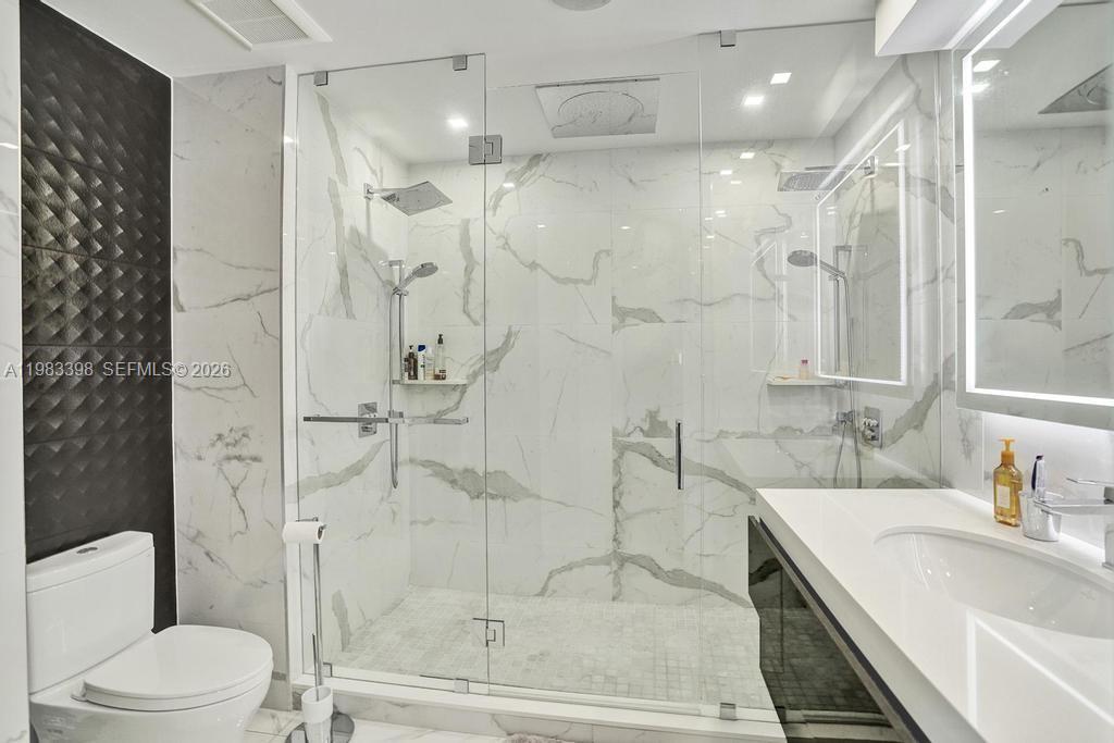 3005 2 / 3 2154 кв.футов $ 2026-03-16 0 Фото