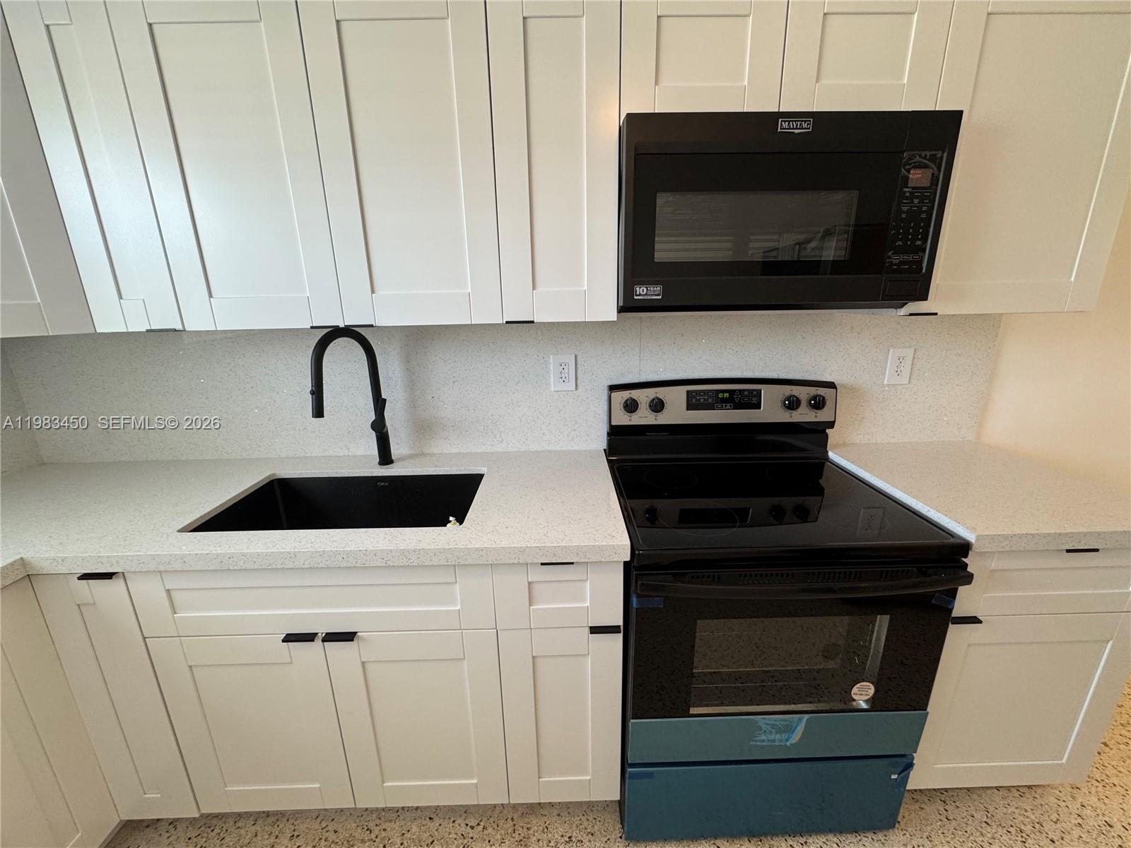   /  4652 sq. ft. $ 2026-03-16 0 foto