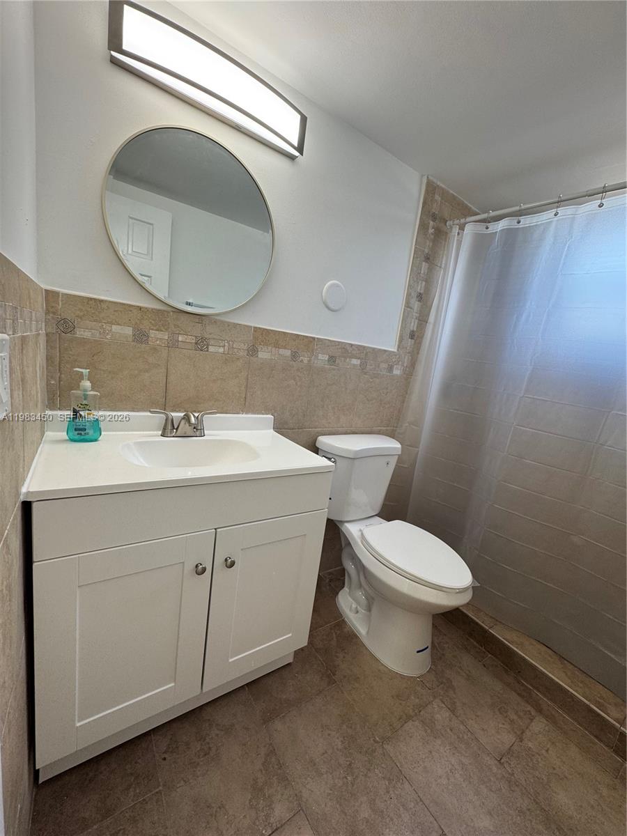   /  4652 sq. ft. $ 2026-03-16 0 foto