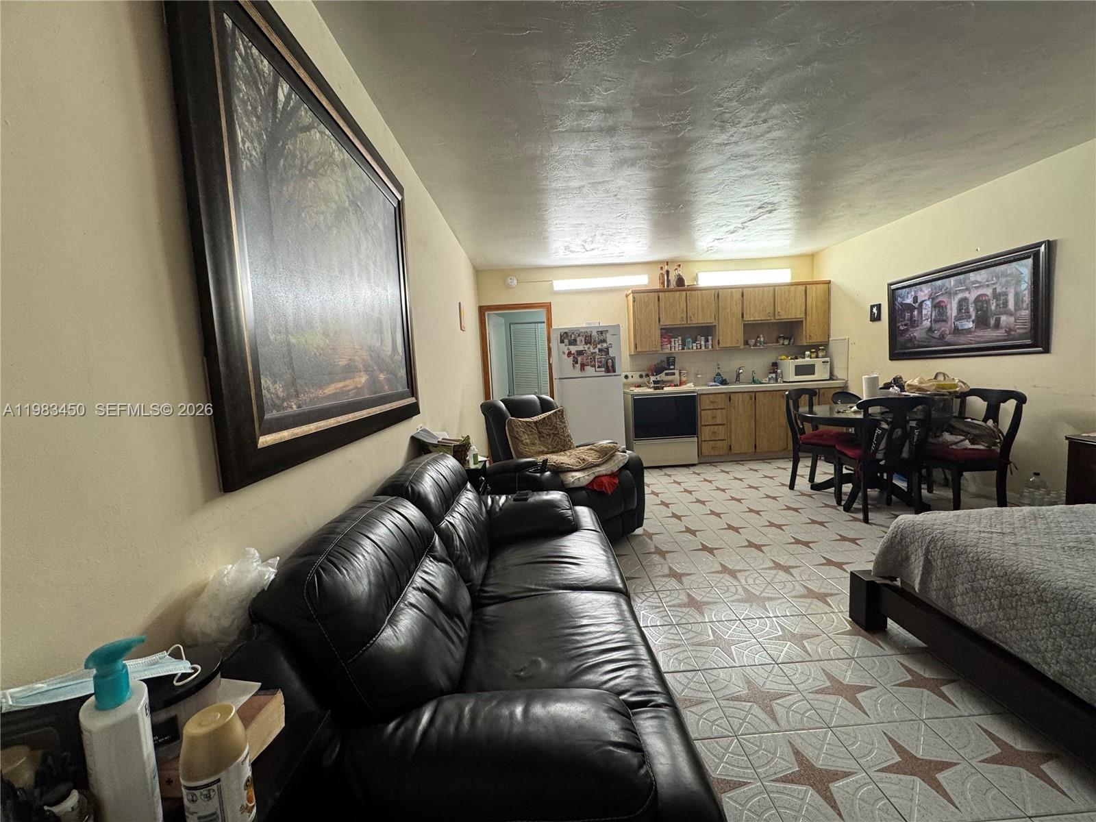   /  4652 sq. ft. $ 2026-03-16 0 foto