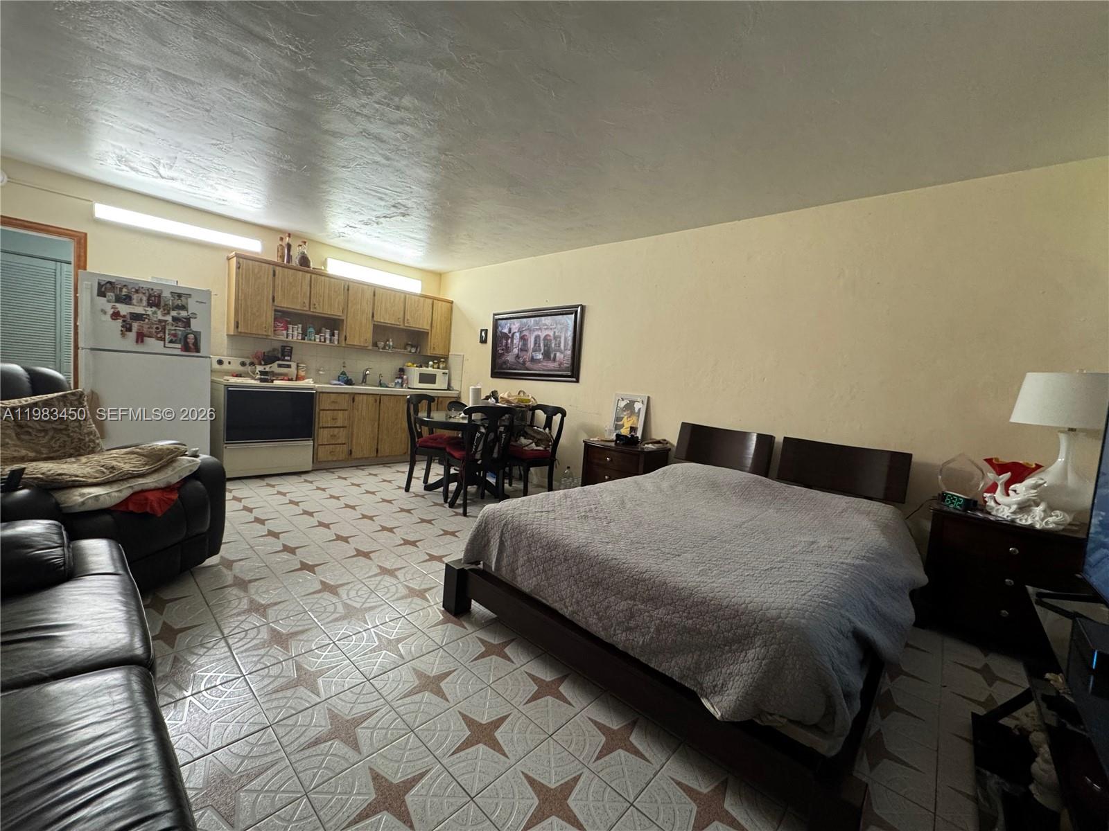   /  4652 sq. ft. $ 2026-03-16 0 foto