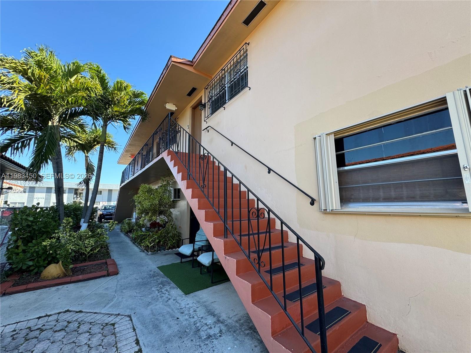   /  4652 sq. ft. $ 2026-03-16 0 foto