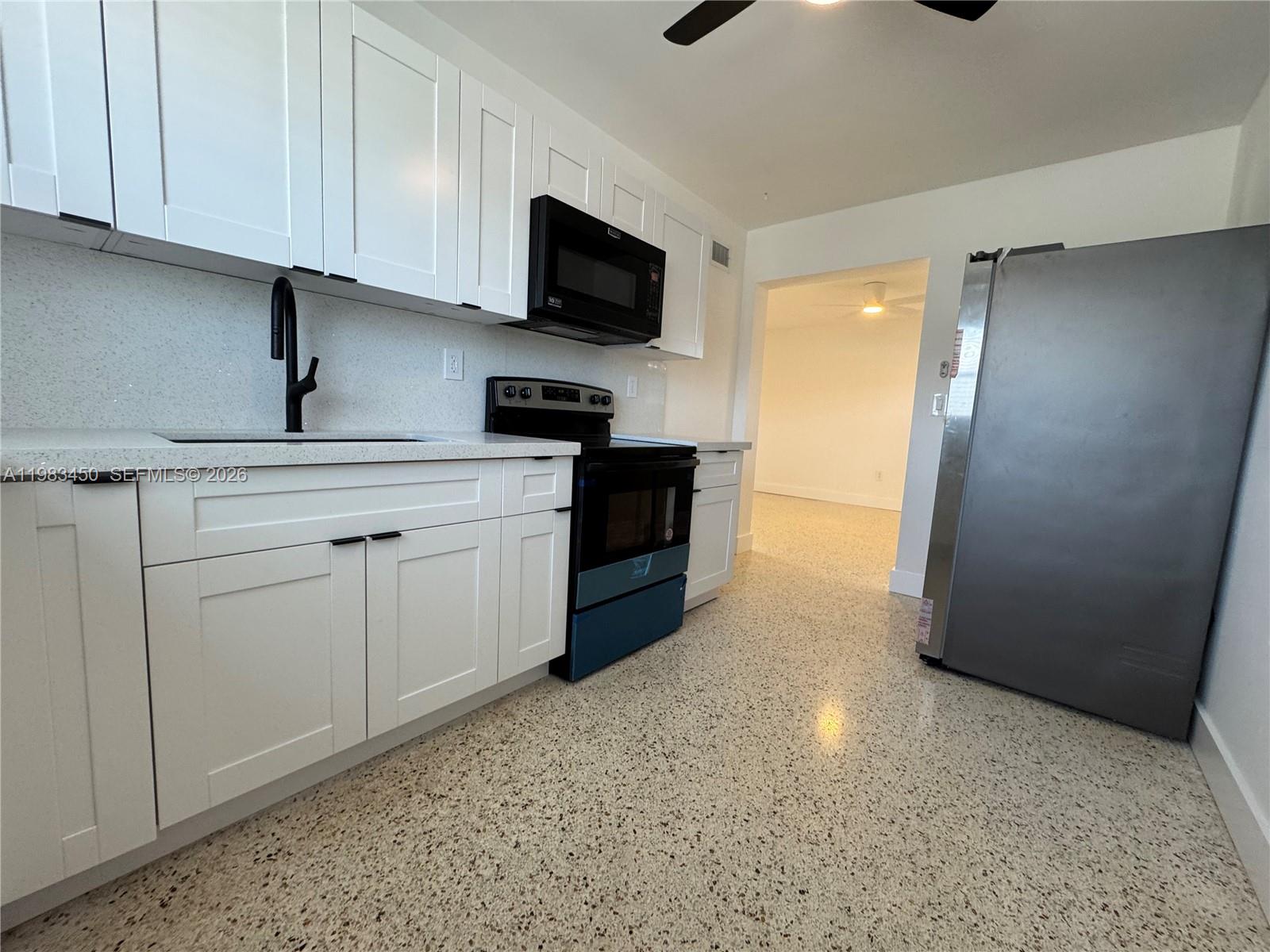   /  4652 sq. ft. $ 2026-03-16 0 foto