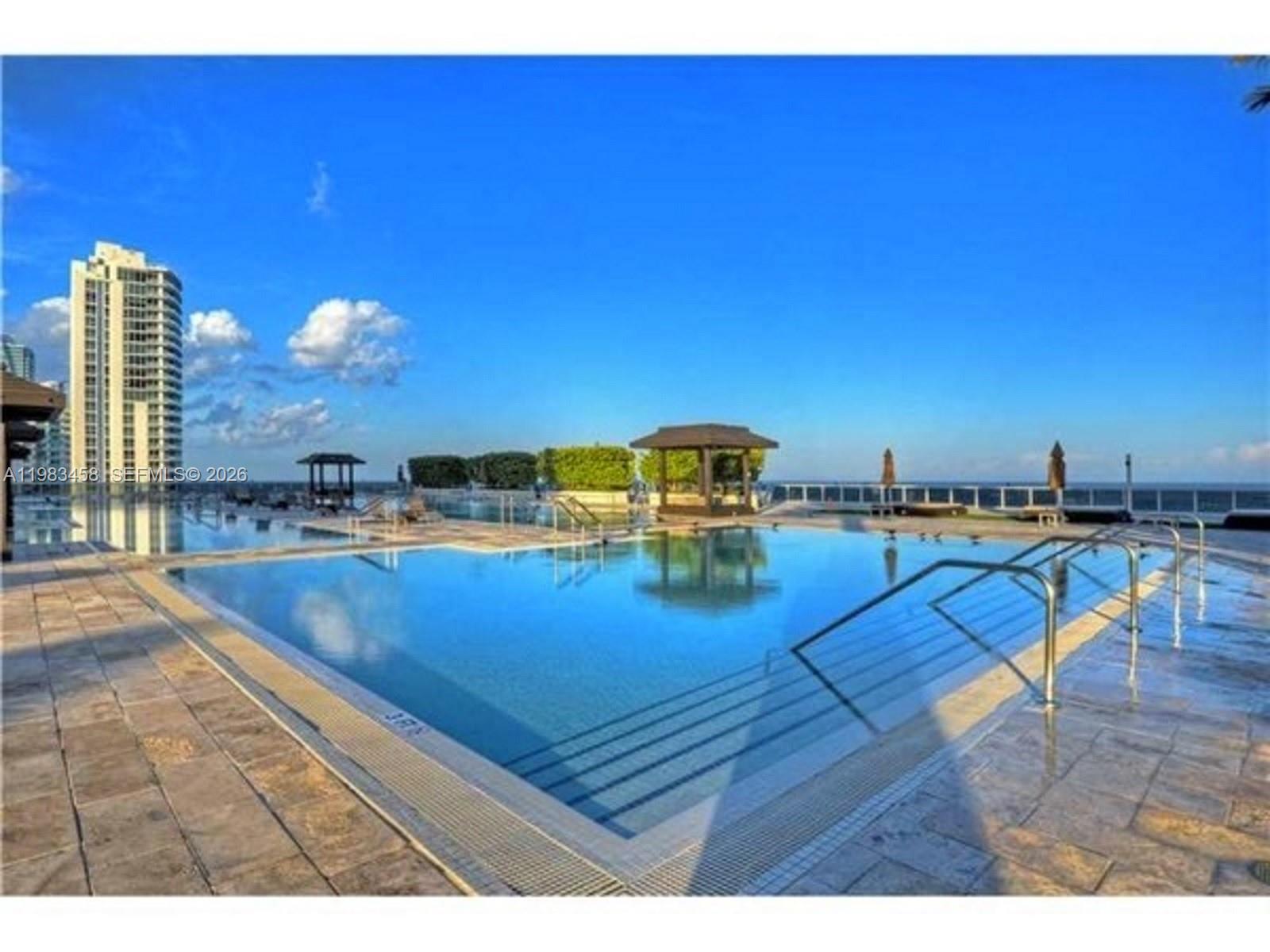4006 2 / 2 1458 sq. ft. $ 2026-03-16 0 foto
