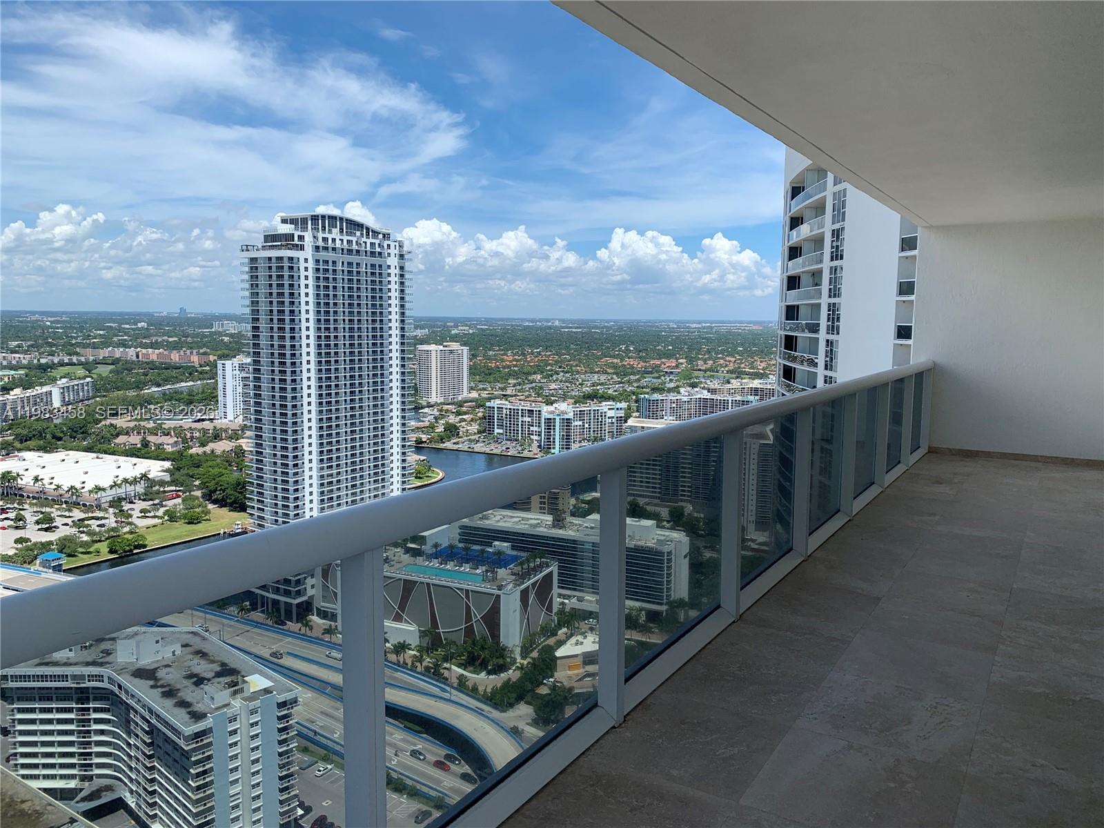 4006 2 / 2 1458 sq. ft. $ 2026-03-16 0 foto