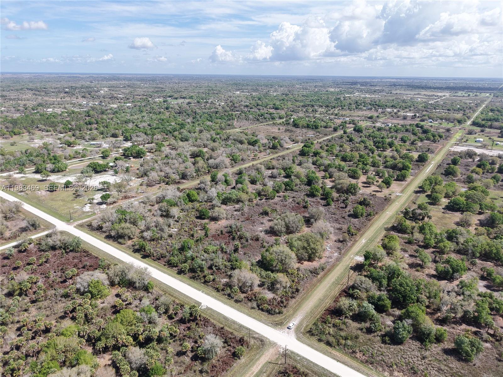   /   sq. ft. $ 2026-03-16 0 foto