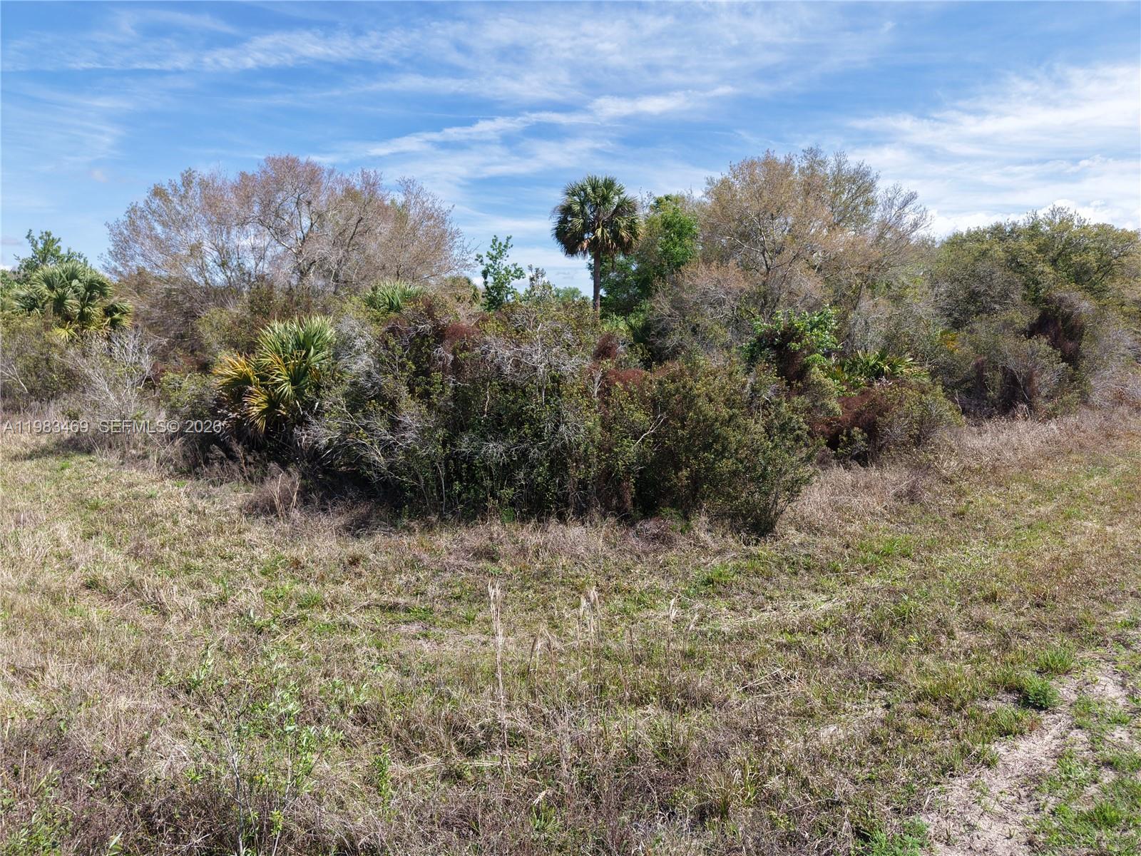   /   sq. ft. $ 2026-03-16 0 foto