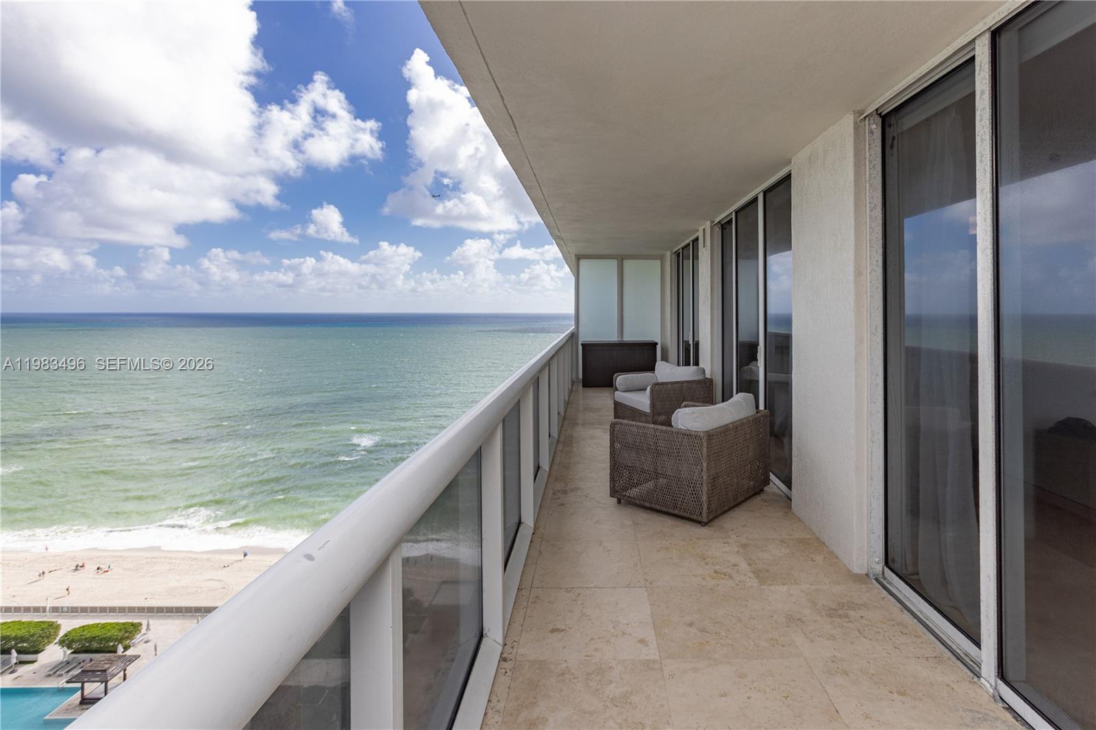 2108 2 / 2 1458 sq. ft. $ 2026-04-10 0 foto