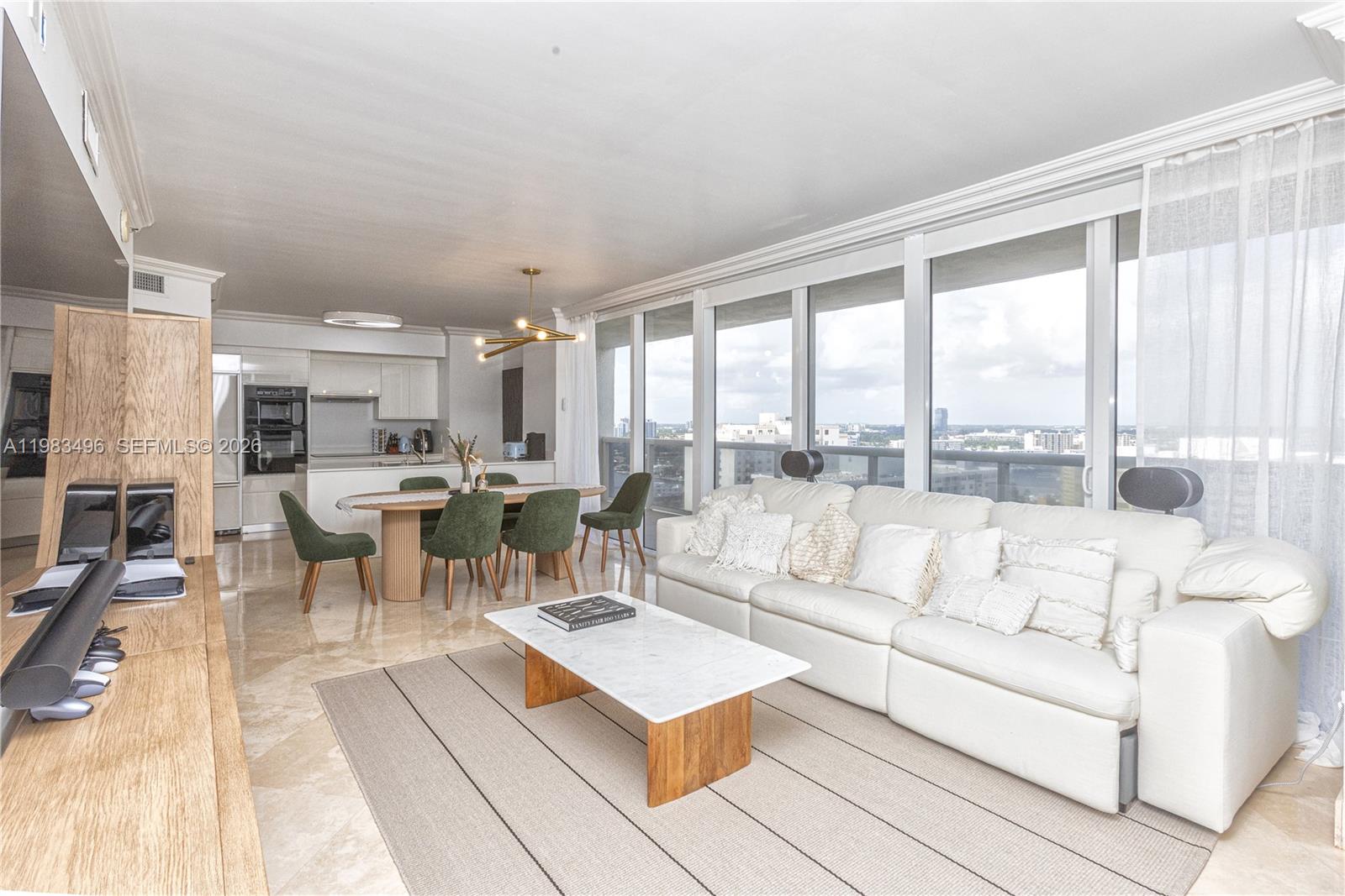 2108 2 / 2 1458 sq. ft. $ 2026-04-10 0 foto