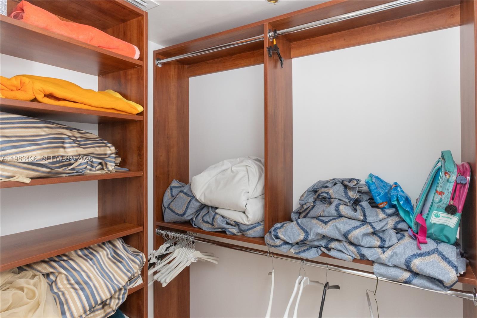 2108 2 / 2 1458 sq. ft. $ 2026-04-10 0 foto