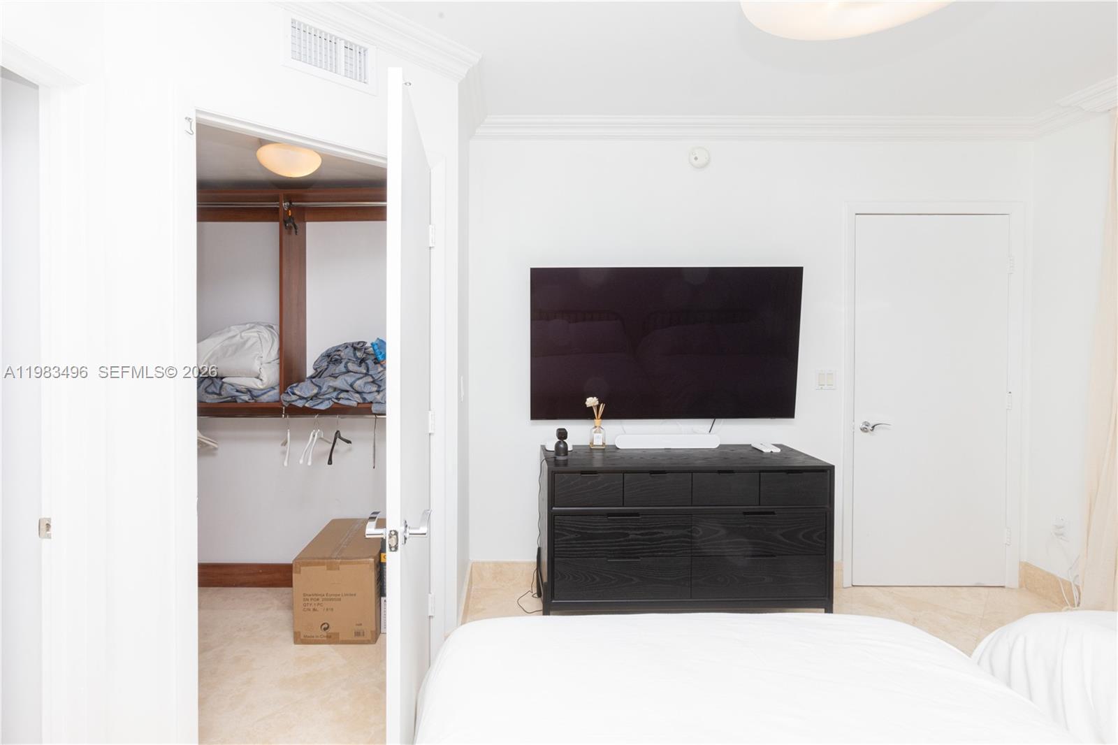 2108 2 / 2 1458 sq. ft. $ 2026-04-10 0 foto