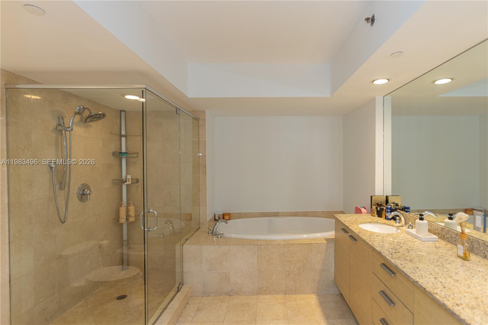 2108 2 / 2 1458 sq. ft. $ 2026-04-10 0 foto