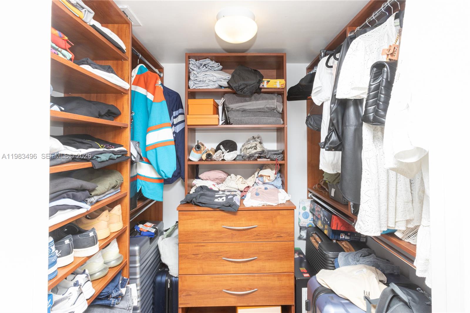 2108 2 / 2 1458 sq. ft. $ 2026-04-10 0 foto