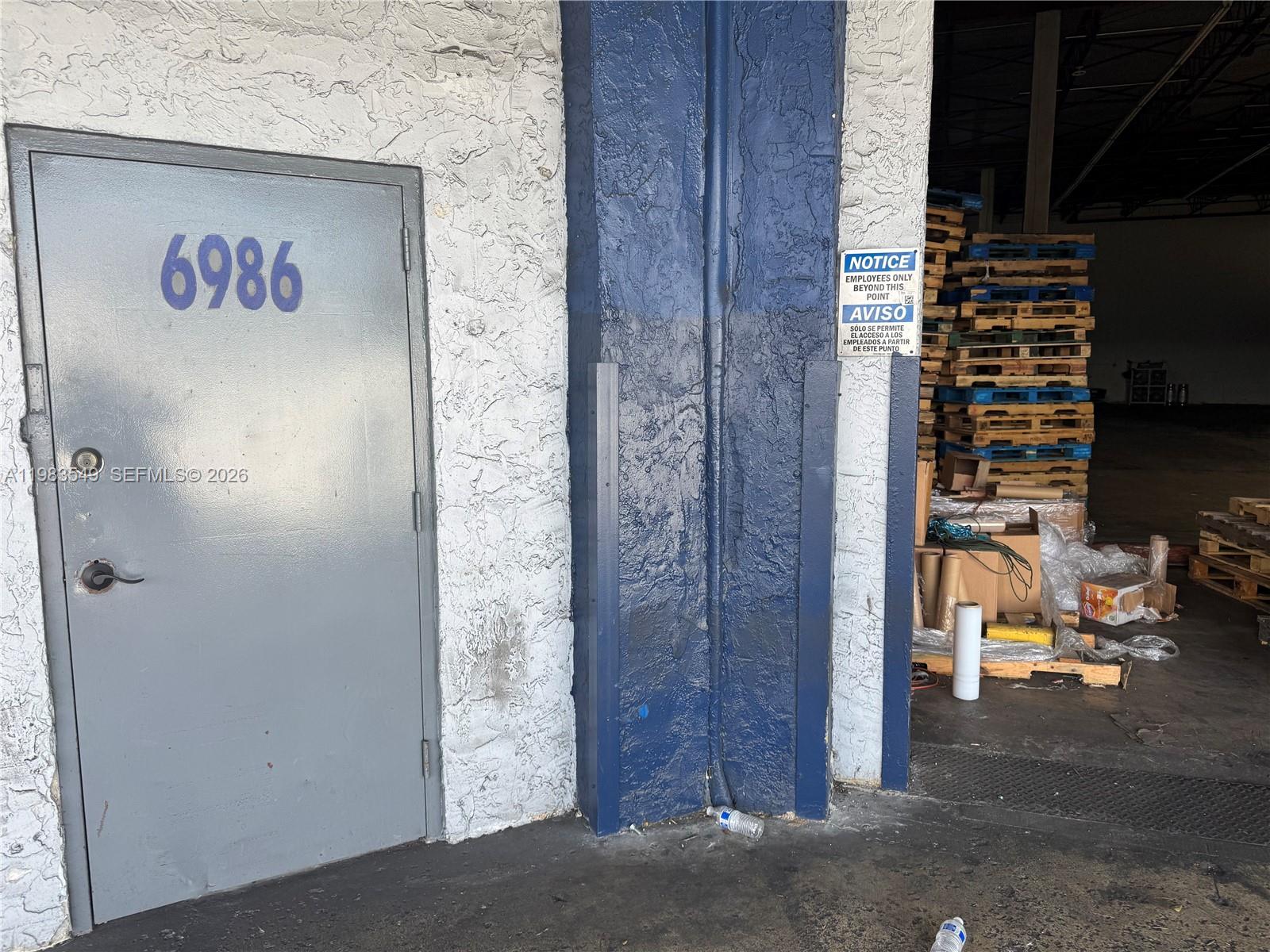 6986  /   sq. ft. $ 2026-03-16 0 foto