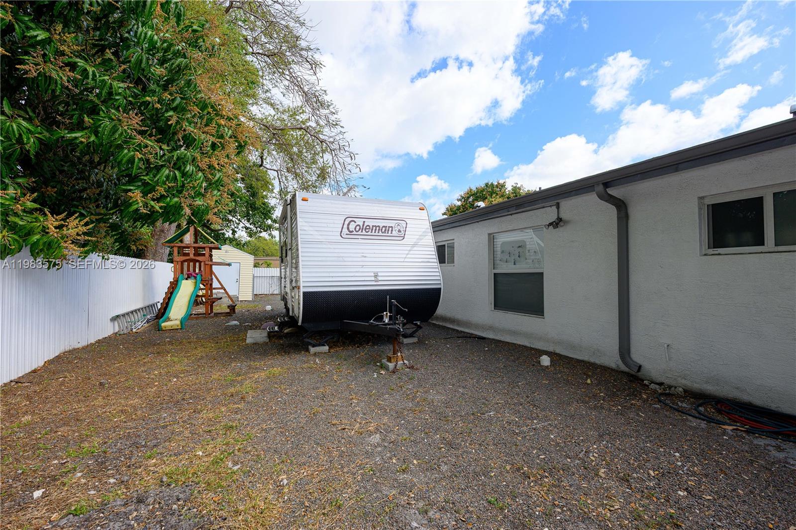   /  2397 sq. ft. $ 2026-03-16 0 foto