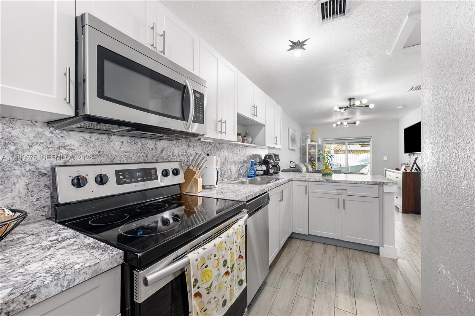   /  2397 sq. ft. $ 2026-03-16 0 foto