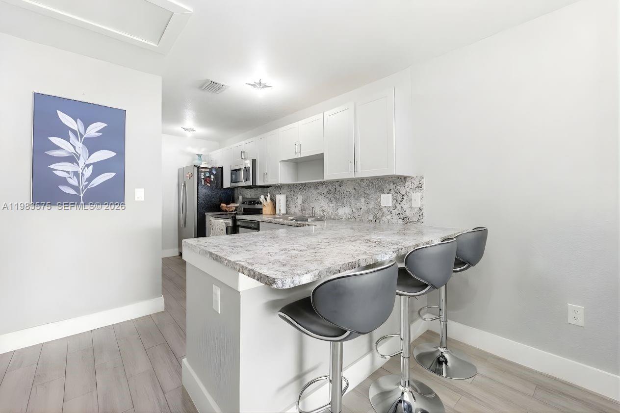   /  2397 sq. ft. $ 2026-03-16 0 foto