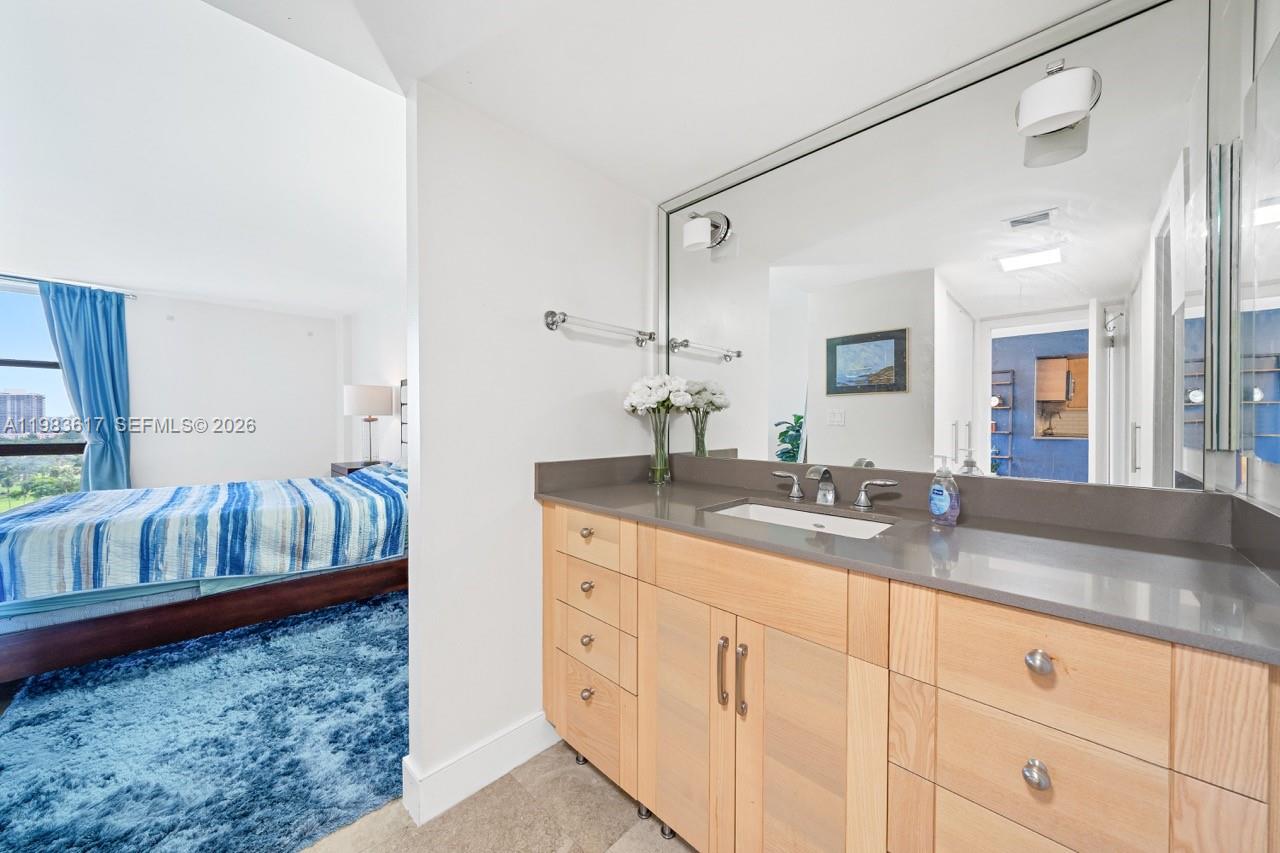 Photo of 20335 Country Club Dr  #1208, Aventura, Florida, 33180 - 