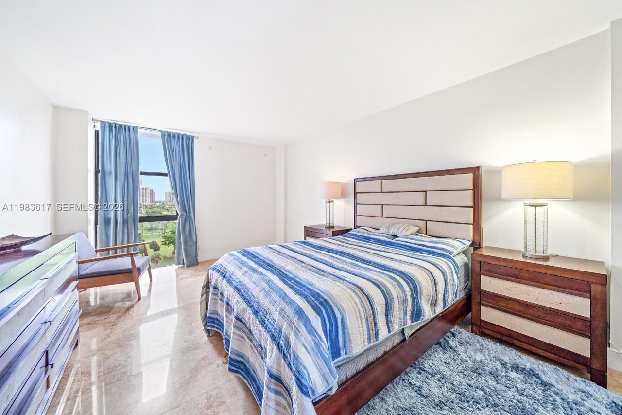 Photo of 20335 Country Club Dr  #1208, Aventura, Florida, 33180 - 