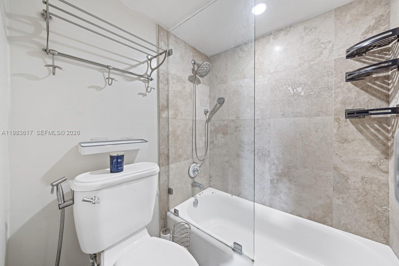 Photo of 20335 Country Club Dr  #1208, Aventura, Florida, 33180 - 