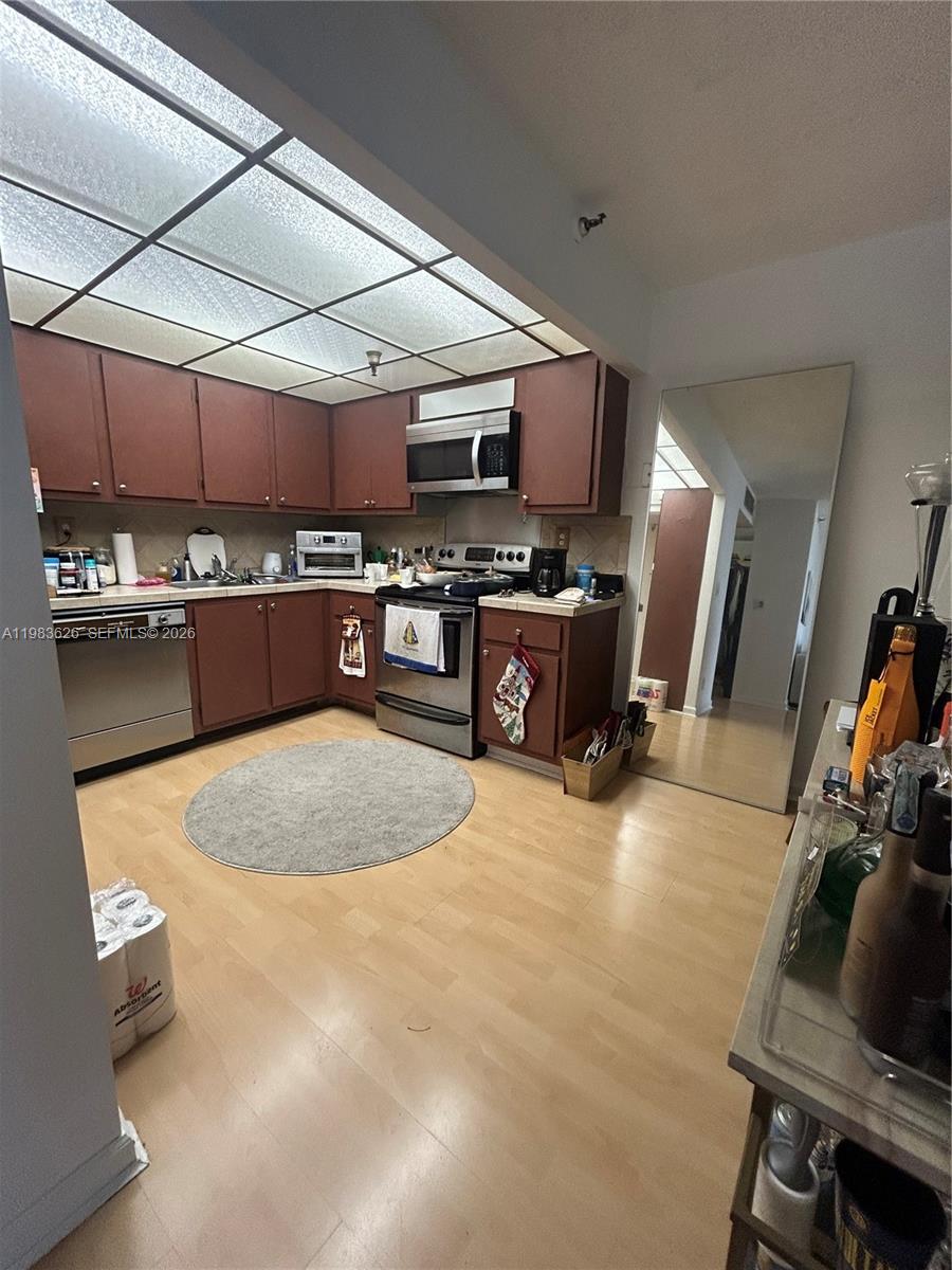 1715 0 / 1 732 sq. ft. $ 2026-03-16 0 Photo