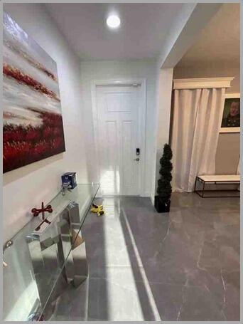 857 4 /  2384 sq. ft. $ 2026-06-15 0 Photo
